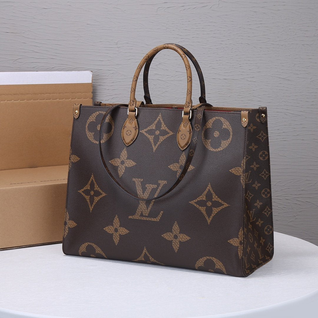 L*V ONTHEGO GM 41CM MONOGRAM GIANT CANVAS