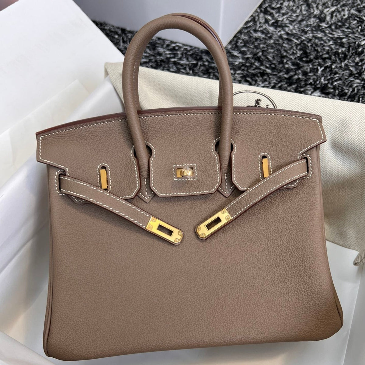 H*M B*RKIN 25CM BROWN TOGO LEATHER GOLD HARDWARE