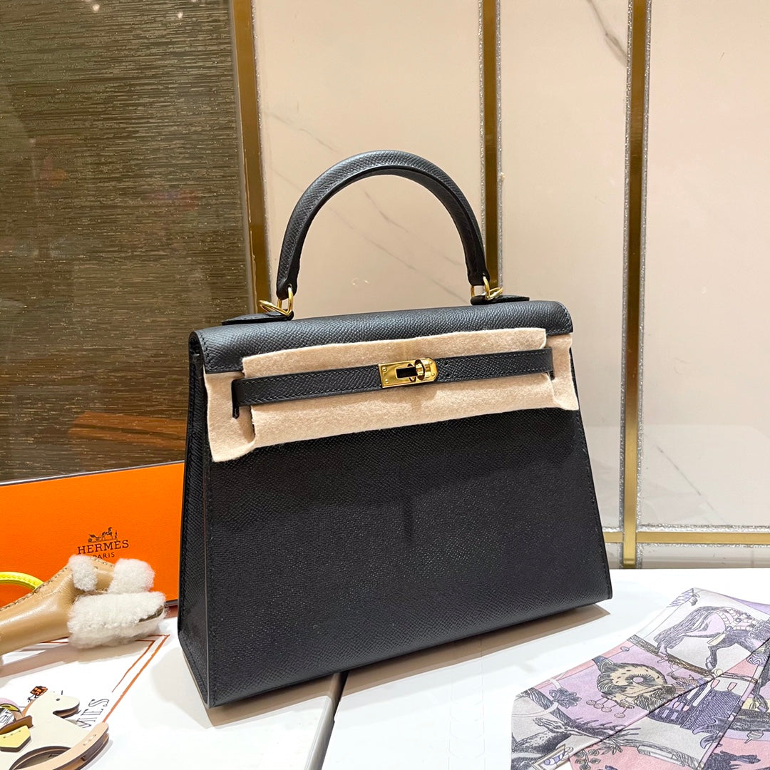 H*M K*LLY 25CM BLACK EPSOM LEATHER GOLD HARDWARE