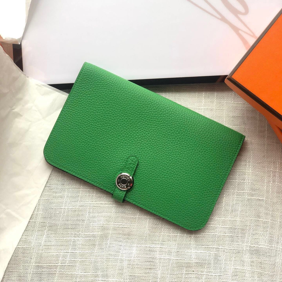 H*M Dogon Wallet 20 Green Togo Shw