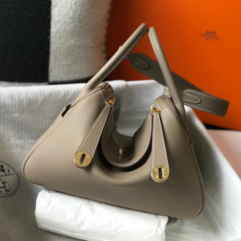 H*M LINDY 30 BAG IN PEANUT BROWN CALFSKIN GOLD HARDWARE