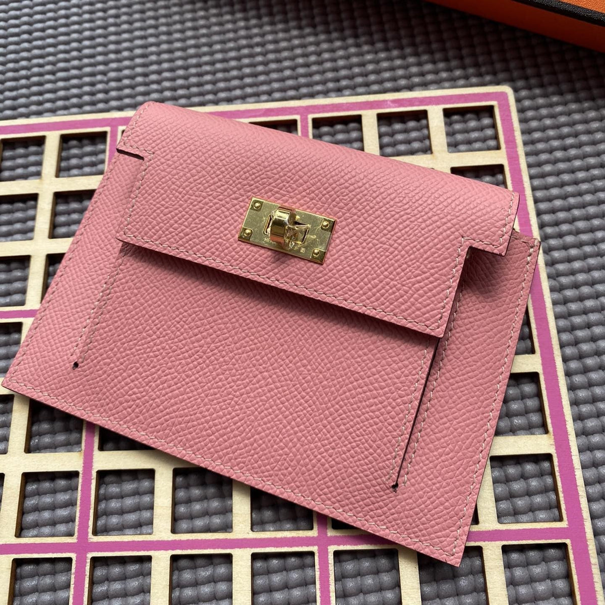 H*M K*lly Pocket 13.5 Pink Epsom Ghw