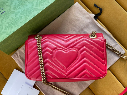 GG MARMONT MATELASS_ LARGE 26 BAG RED PINK CALFSKIN