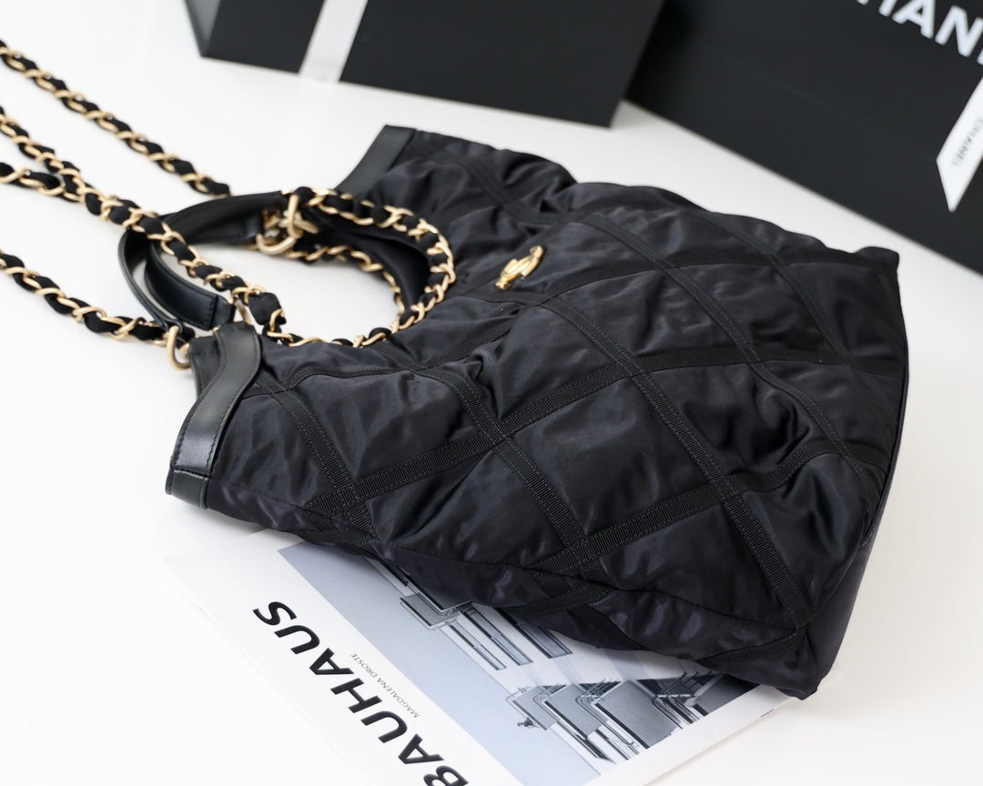 CC 22P Maxi Shopping Bag Black Nylon with Grosgrain