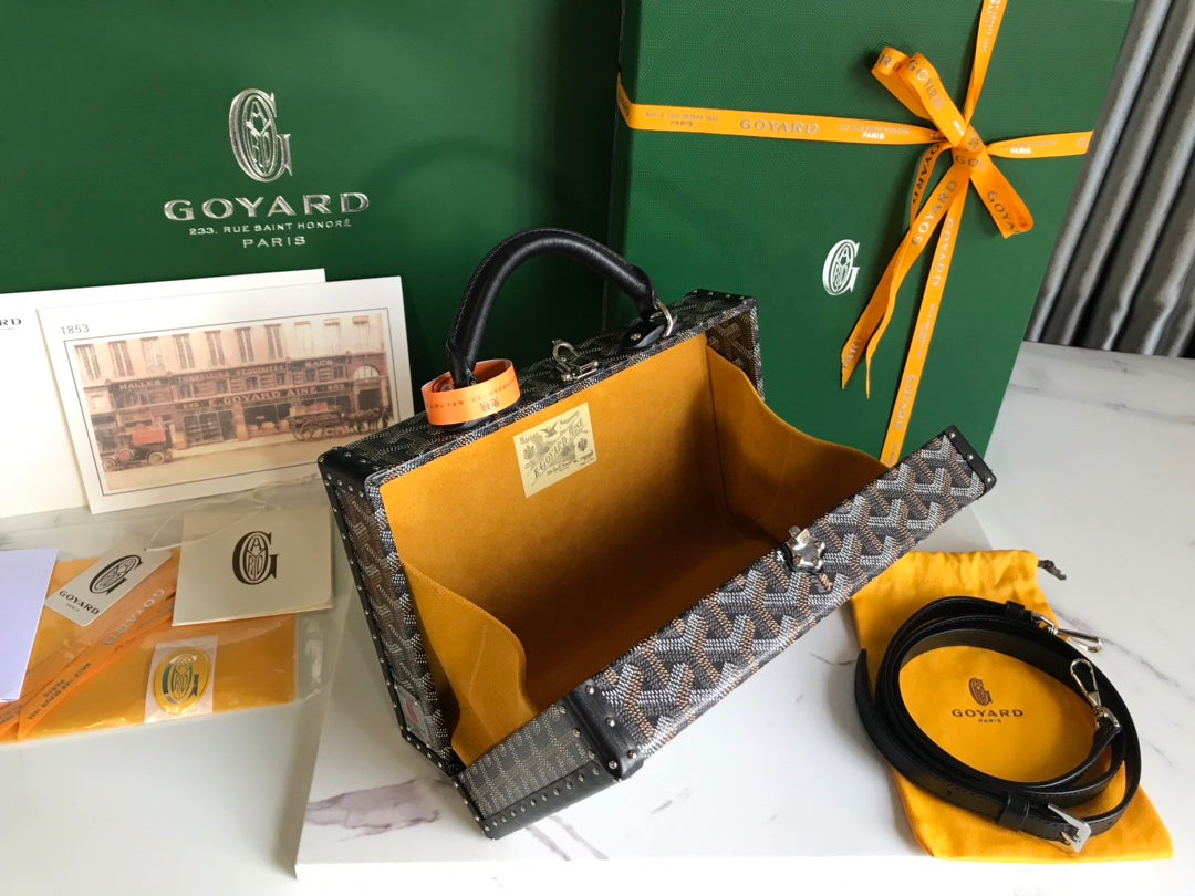 GRAND H_TEL TRUNK BAG 24 IN BLACK GOYARDINE CANVAS AND CALFSKIN