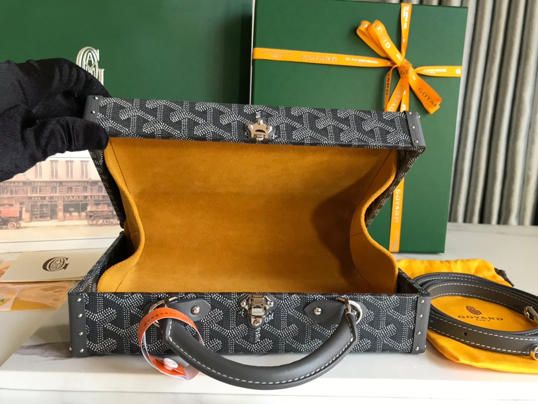 GRAND H_TEL TRUNK BAG 24 IN GREY BLACK GOYARDINE CANVAS AND CALFSKIN