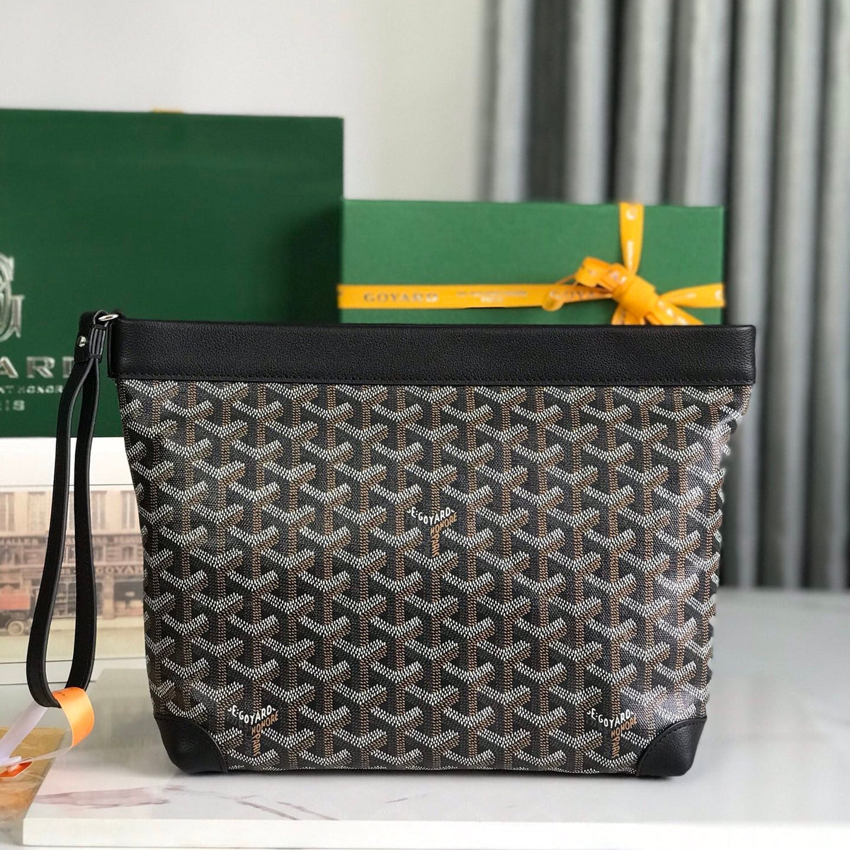 CONTI POUCH 24 IN BLACK LAMBSKIN AND GOY*RDINE CANVAS