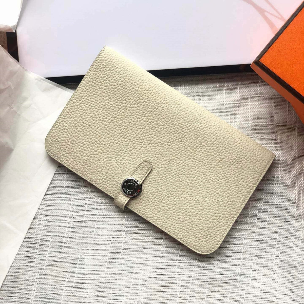H*M Dogon Wallet 20 Beige Togo Shw