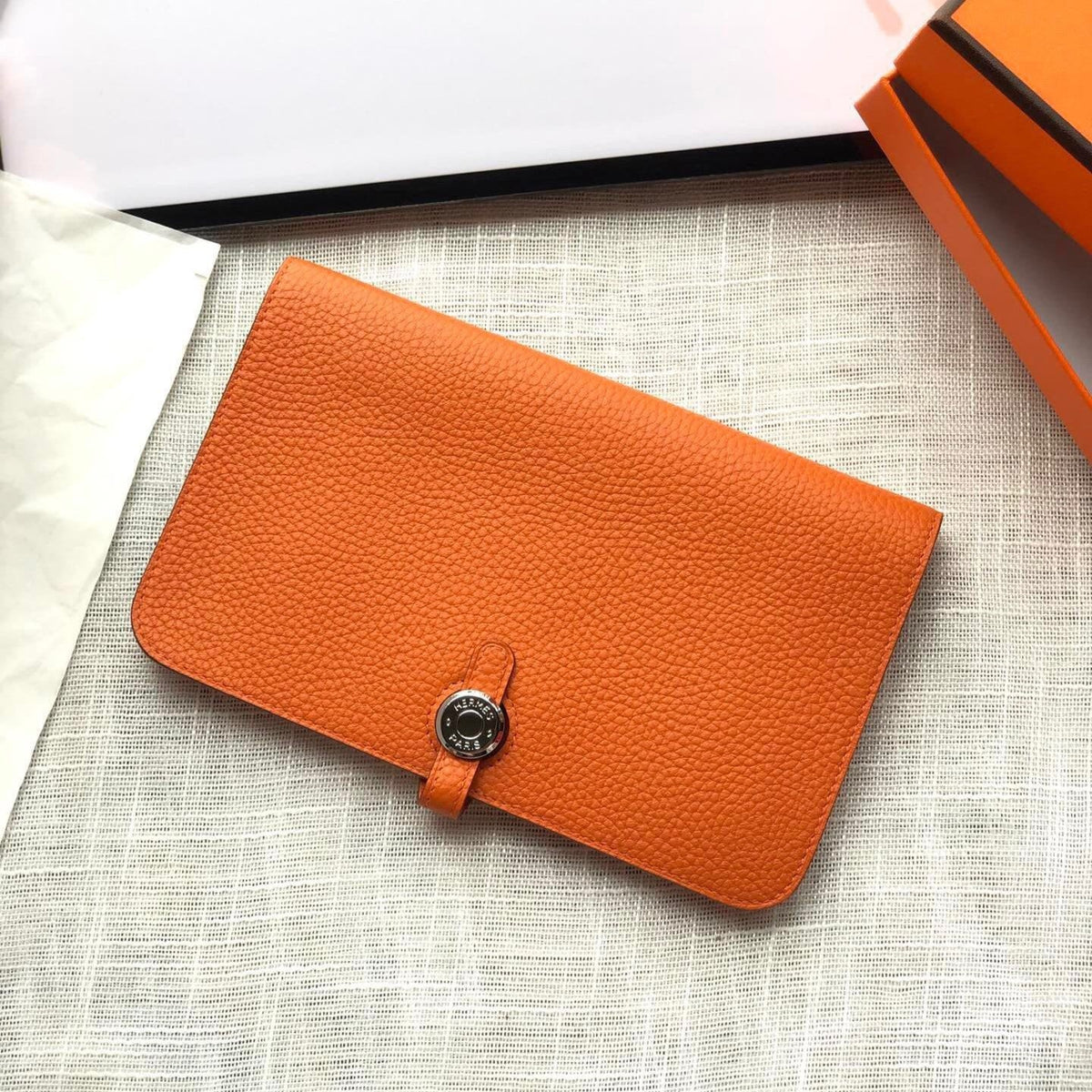 H*M Dogon Wallet 20 Orange Togo Shw