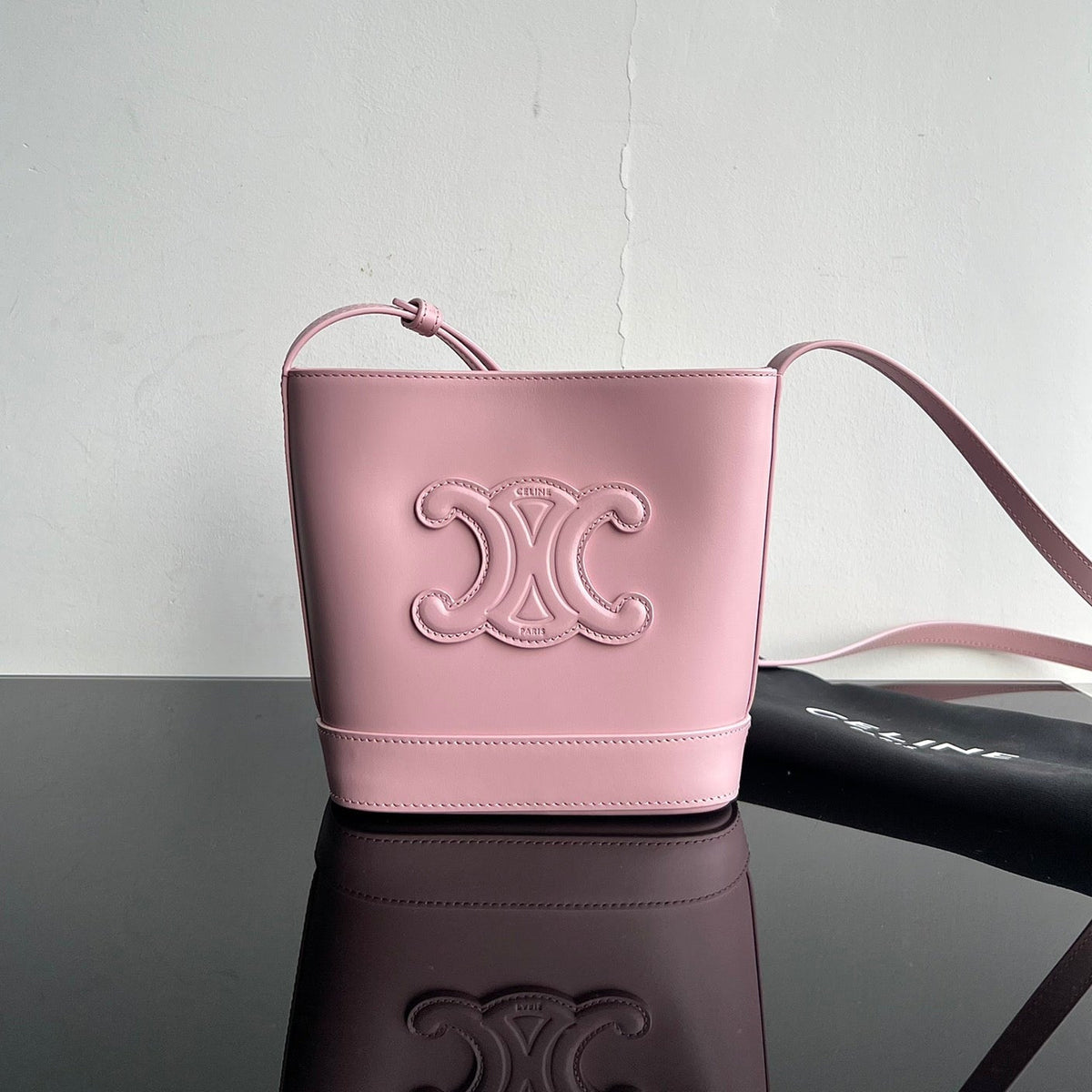 CUIR TRI*HOME 19 PINK PASTEL SMOOTH CALFSKIN BUCKET BAG