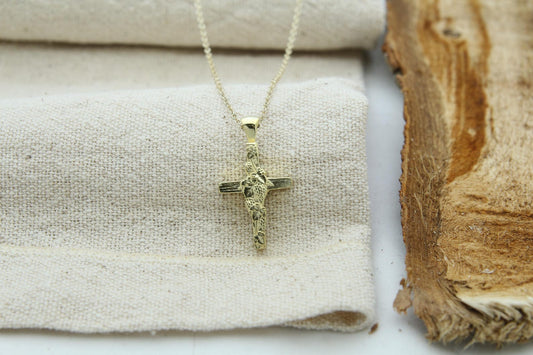 Grapevine Heritage Cross Urn Necklace – 925 Sterling Silver Ash Pendant with Optional Engraving (24 mm)