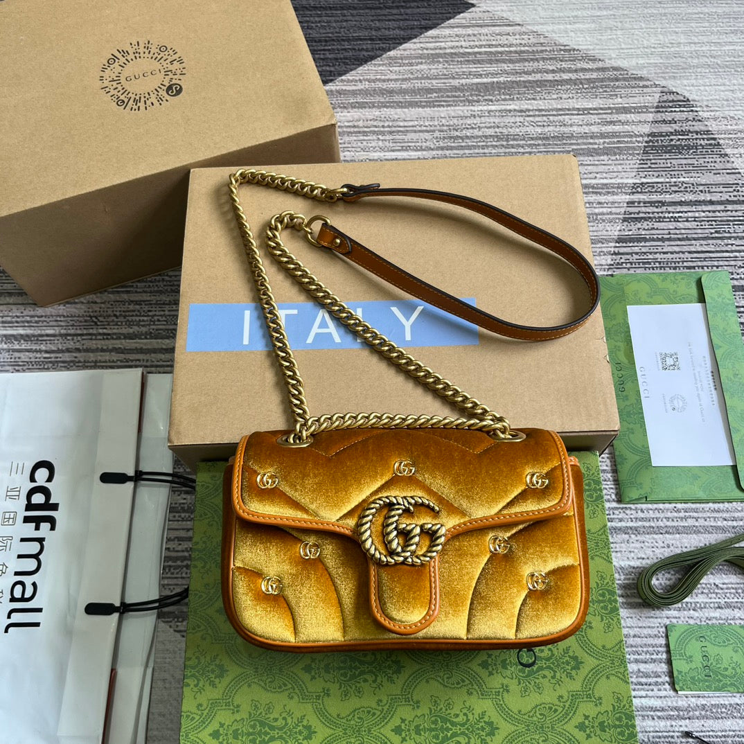 G*G MARMONT MINI 22 BAG IN GOLDEN VELVET