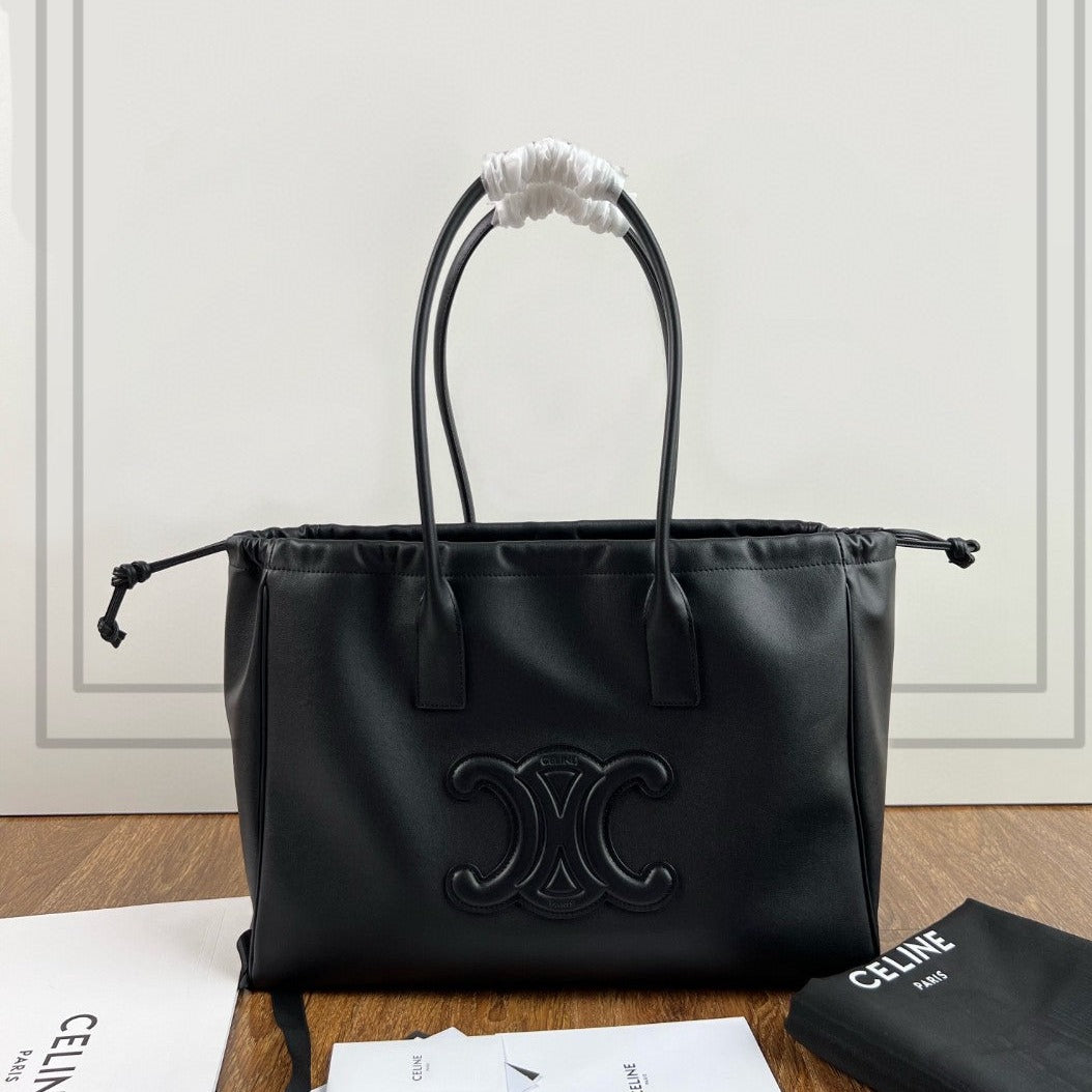 CUIR TRI*MPHE 44 BLACK CALFSKIN