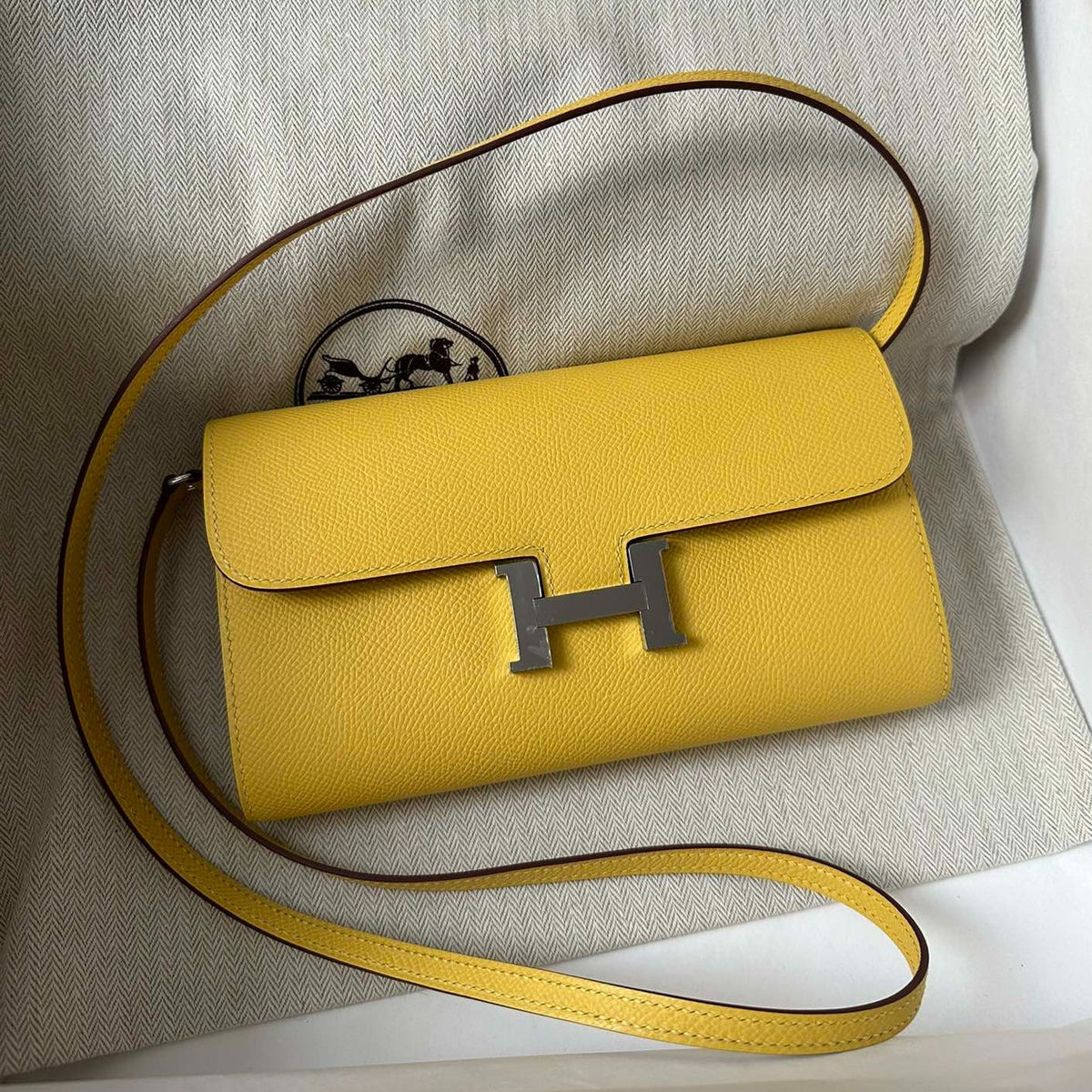 C*NSTANCE TO GO 20.5 YELLOW EPSOM SILVER HARDWARE