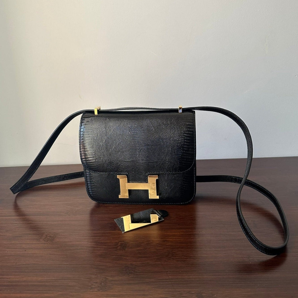C*NSTANCE 18 BLACK LIZARD GOLD HARDWARE