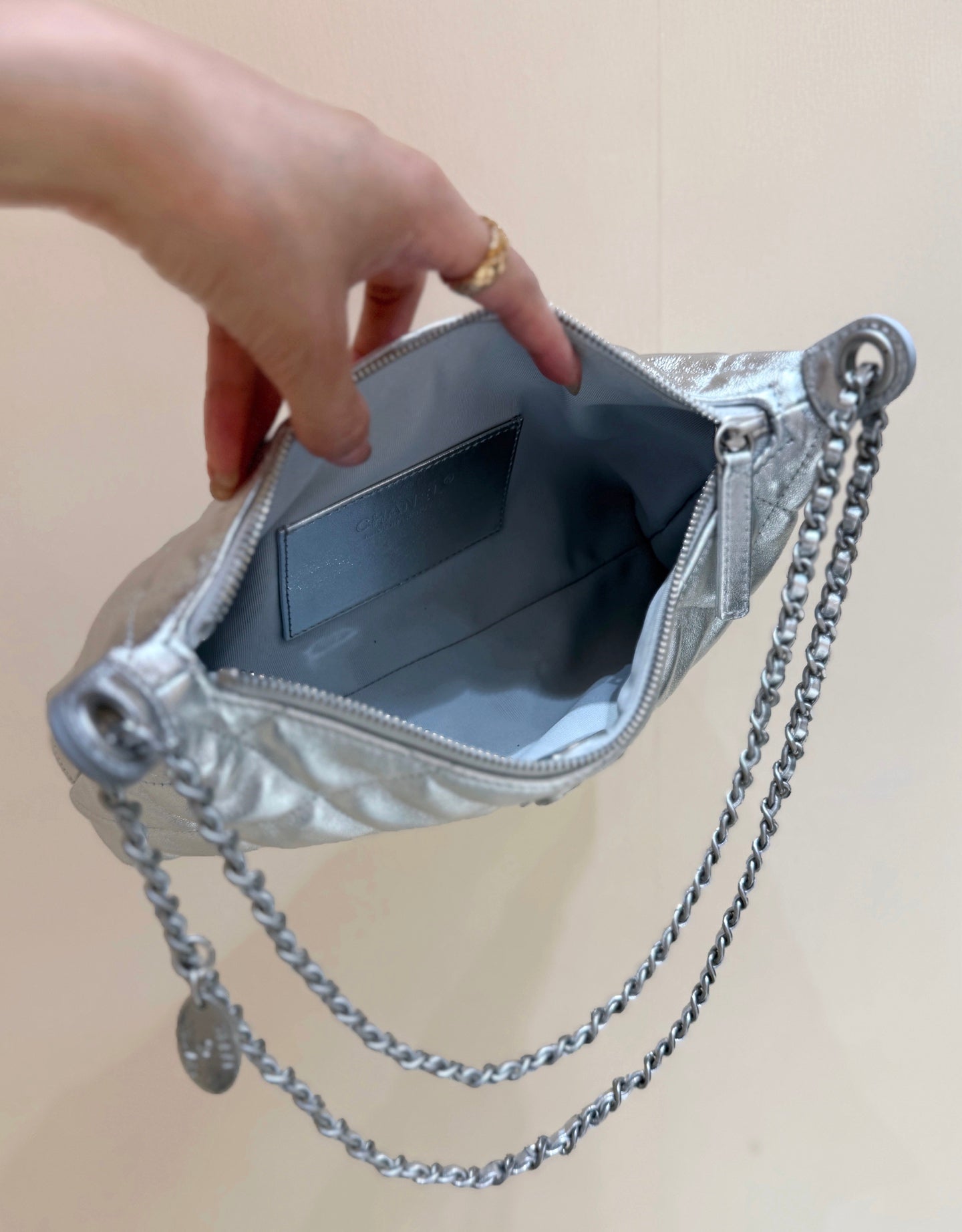 Chanel 2025 Hobo Dumpling Bag 26cm Genuine Calfskin Leather 339343