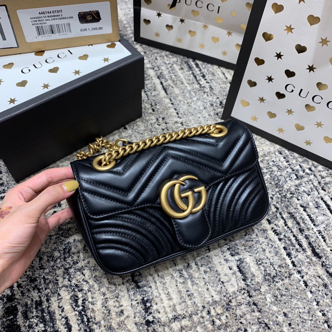 G*G Marmont 22cm Black Calfskin Gold Hardware
