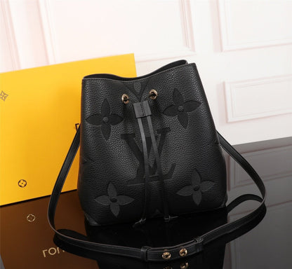CRAFTY N_ONO_ BANDOULIERE MM 26CM BLACK