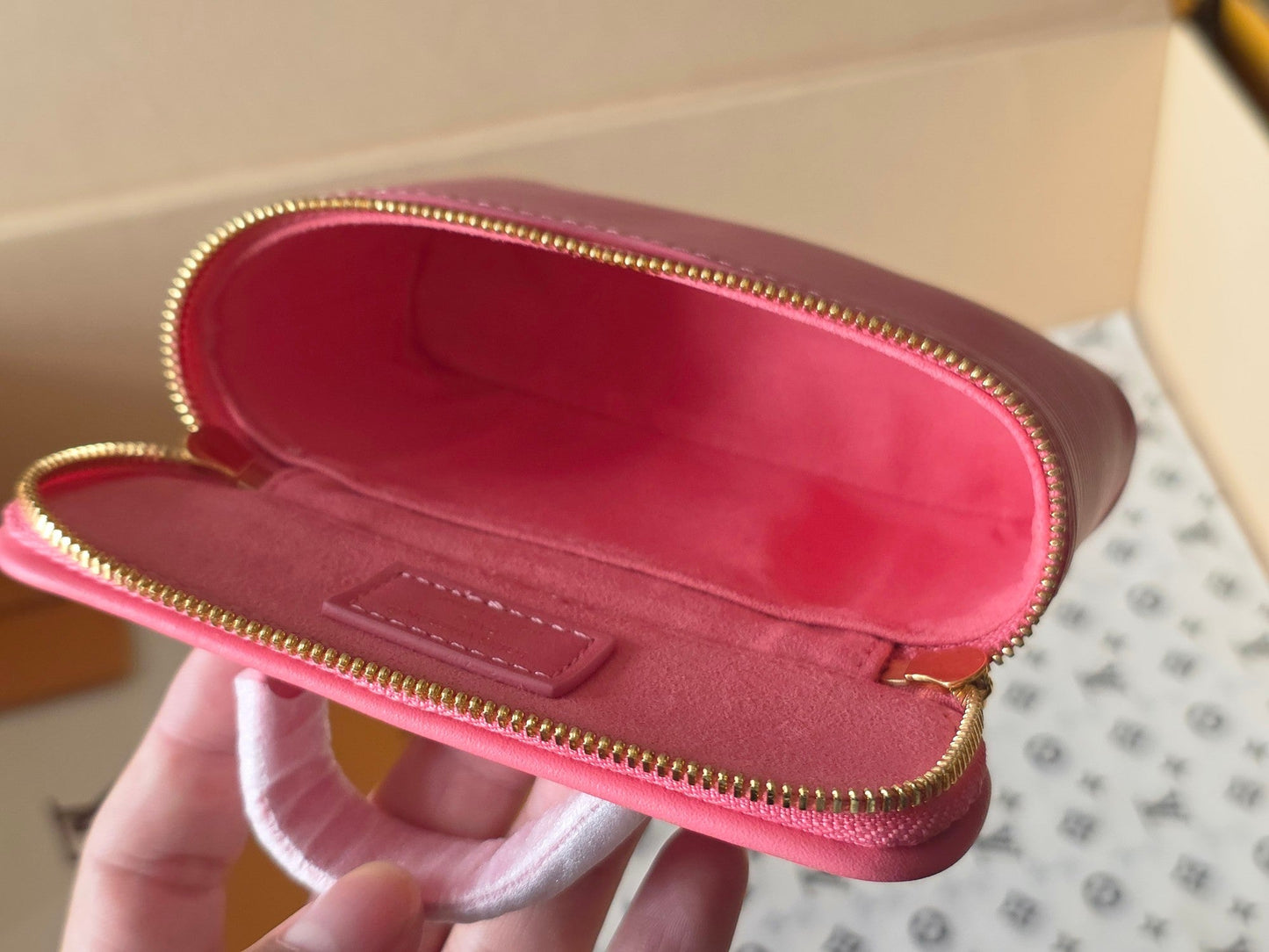 LV Nice Beauty Makeup Bag Pink Monogram 275216