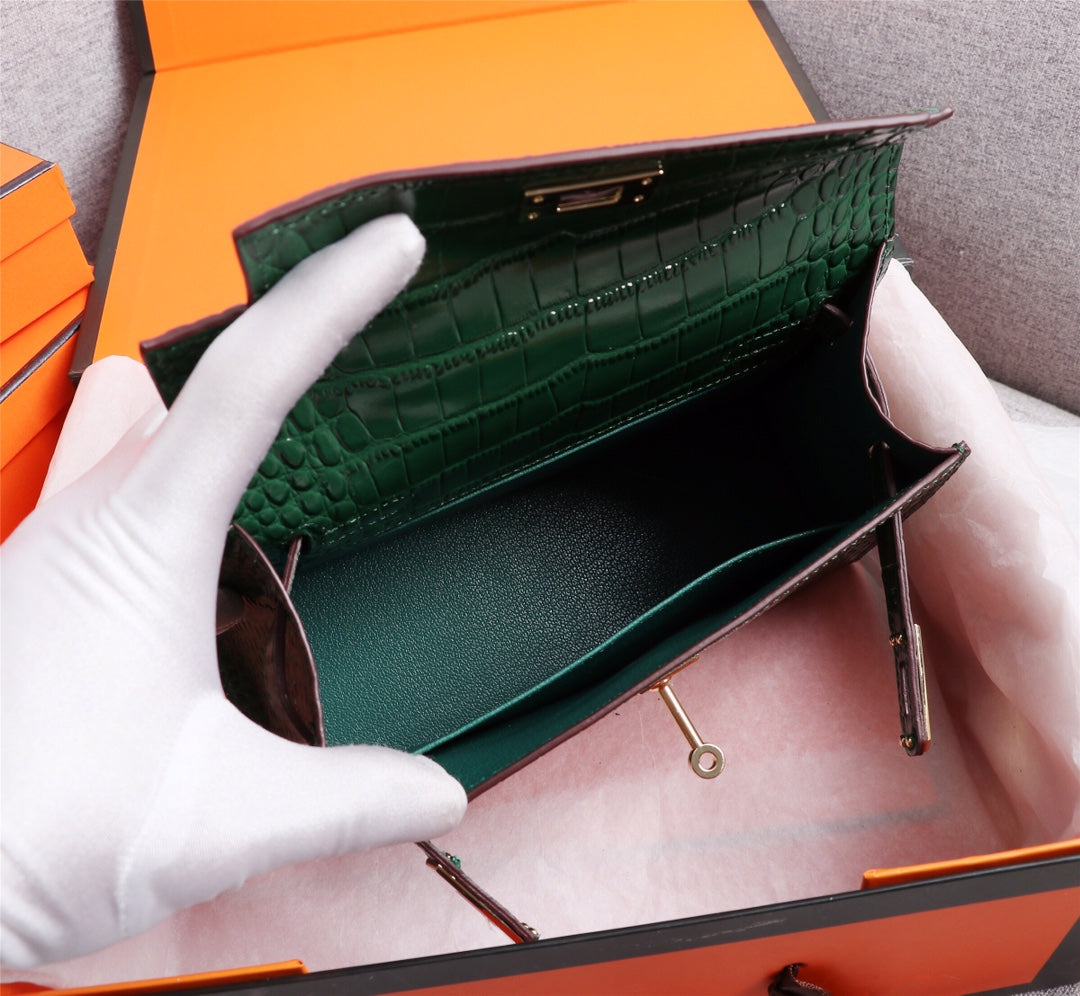 HM KELLY MINI 19 CASTLETON GREEN CROCODILE EMBOSSED CALFSKIN GOLD HARDWARE