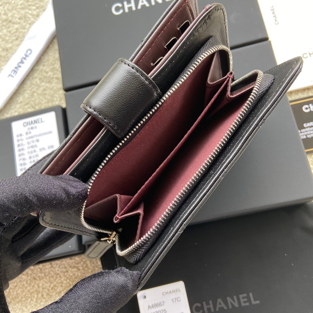 CC A48667 Zip Pocket Wallet Black Sheepskin Silver Steel 229764