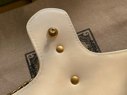GG MARMONT MATELASS_ LARGE 26 BAG WHITE CALFSKIN