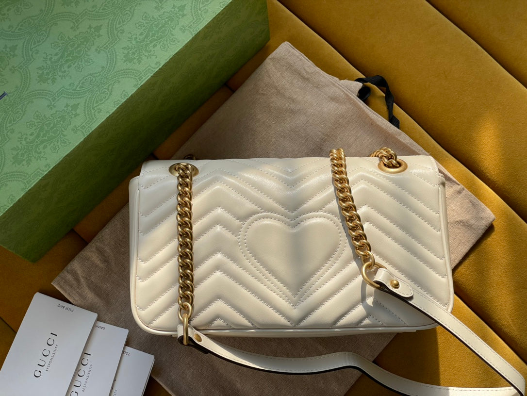 GG MARMONT MATELASS_ LARGE 26 BAG WHITE CALFSKIN
