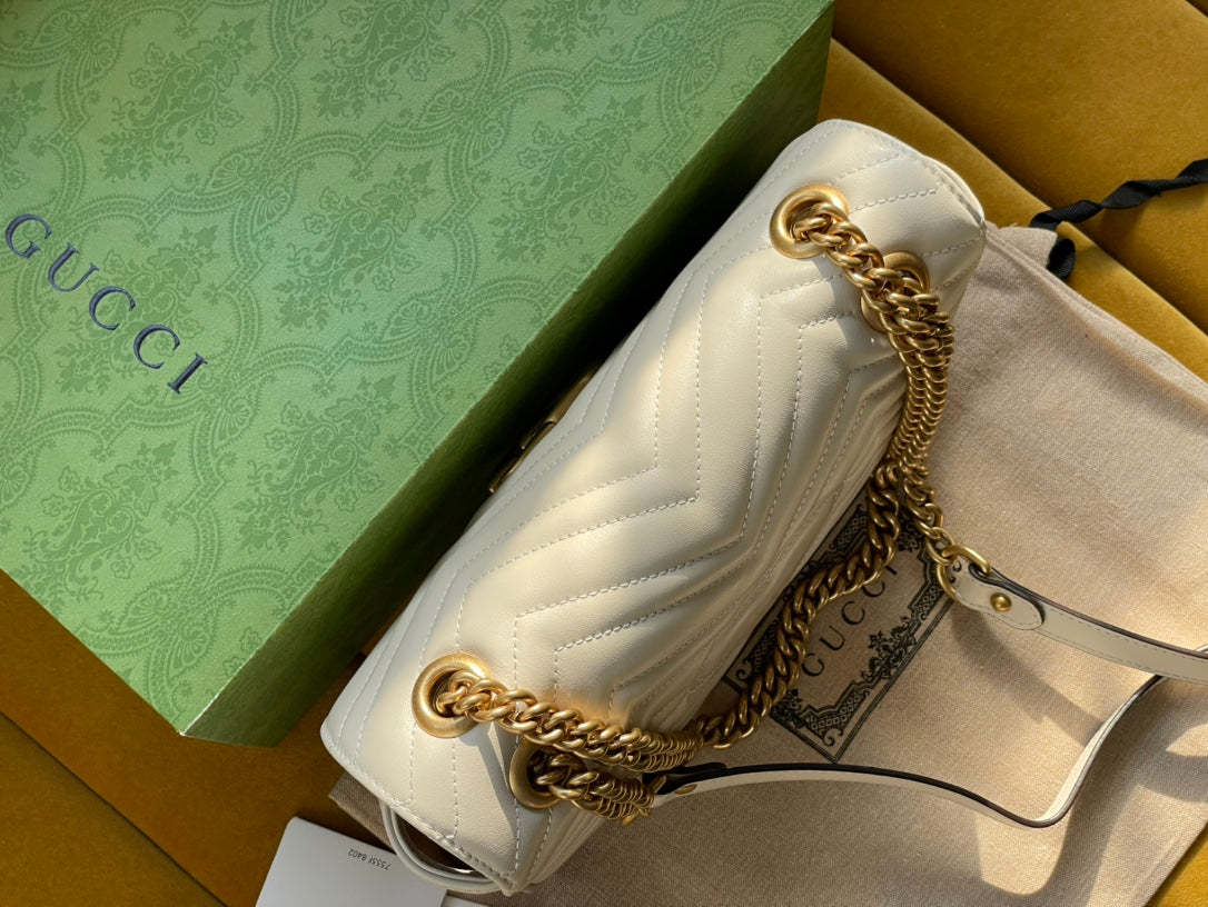 GG MARMONT MATELASS_ LARGE 26 BAG WHITE CALFSKIN