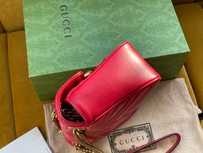 GG MARMONT MATELASS_ LARGE 26 BAG RED PINK CALFSKIN