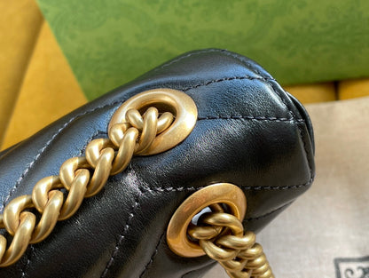 GG MARMONT MATELASS_ SMALL 22 BAG BLACK CALFSKIN