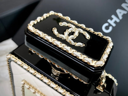 CC N5 Perfume Bottle Bag White Quited Lambskin