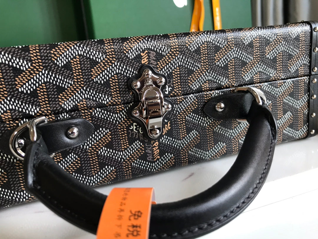 GRAND H_TEL TRUNK BAG 24 IN BLACK GOYARDINE CANVAS AND CALFSKIN