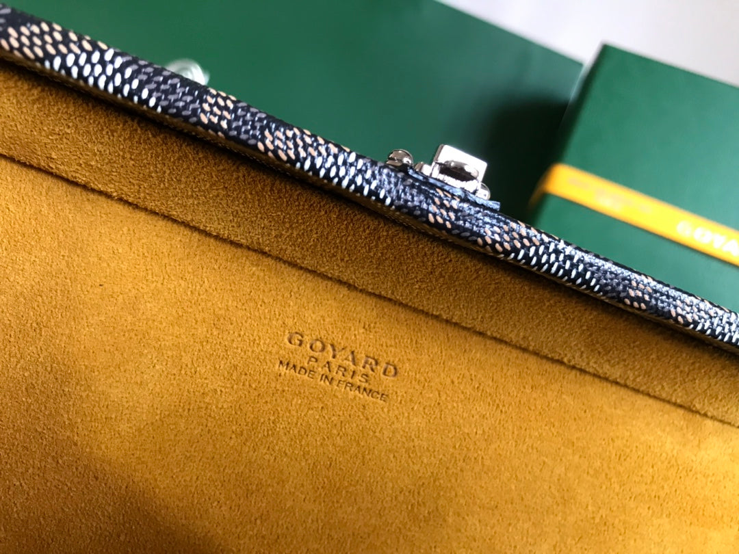GRAND H_TEL TRUNK BAG 24 IN BLACK GOYARDINE CANVAS AND CALFSKIN