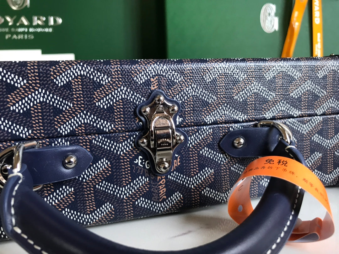 GRAND H_TEL TRUNK BAG 24 IN NAVY BLUE GOYARDINE CANVAS AND CALFSKIN