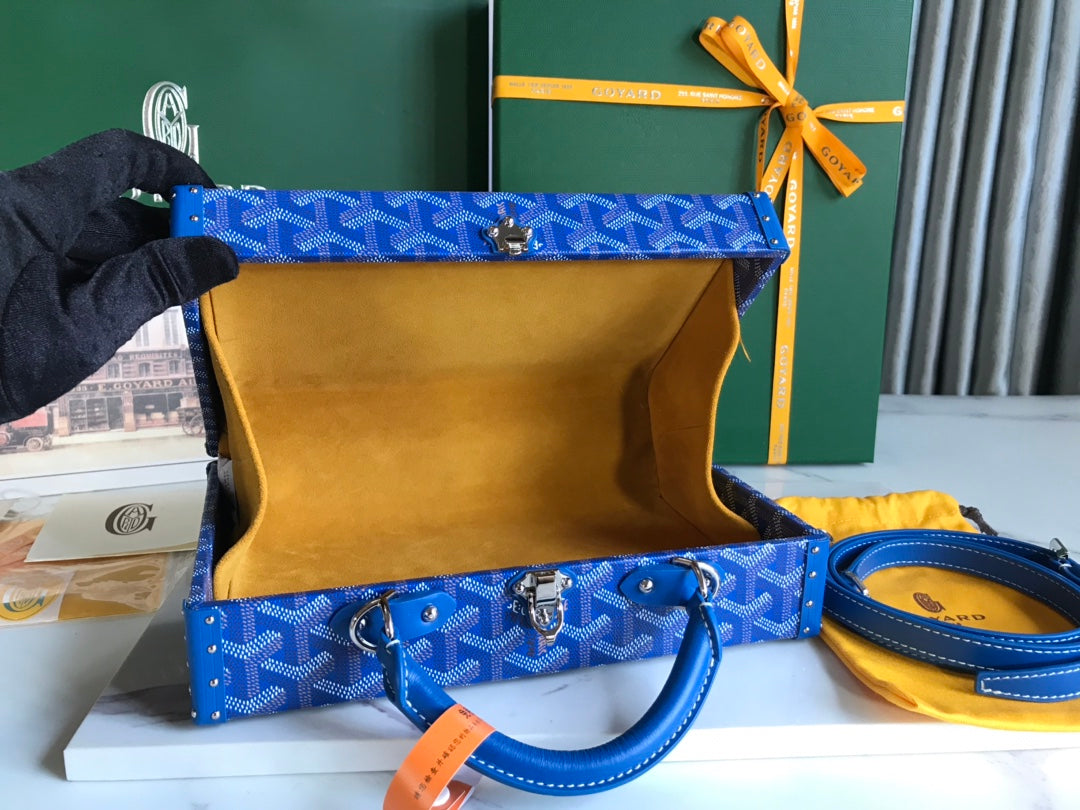 GRAND H_TEL TRUNK BAG 24 IN BLUE GOYARDINE CANVAS AND CALFSKIN