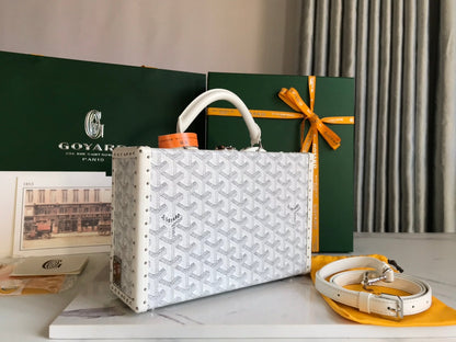 GRAND H_TEL TRUNK BAG 24 IN WHITE GOYARDINE CANVAS AND CALFSKIN