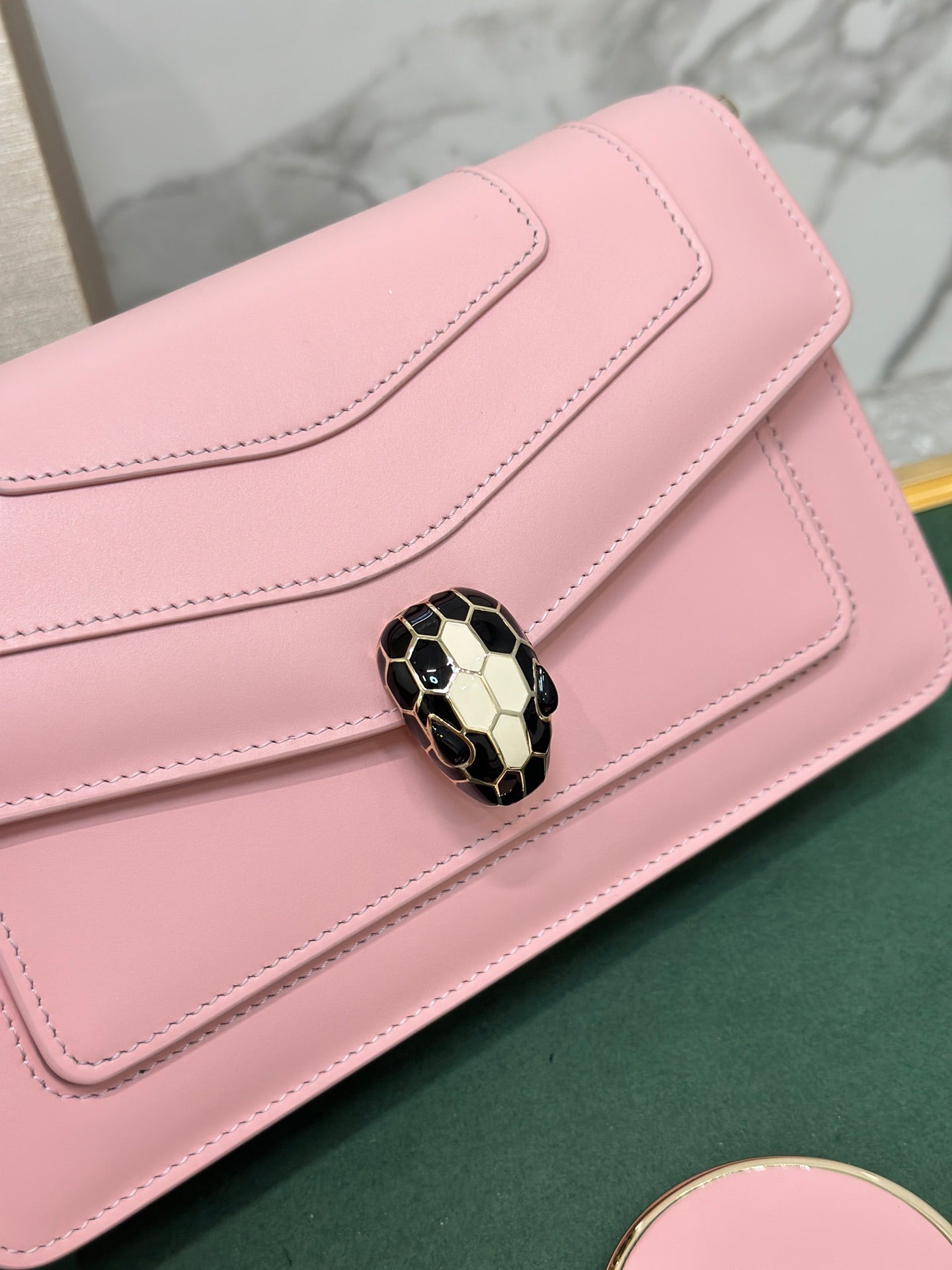 Serpenti Forever East-West Shoulder Bag 22cm Light Pink Cafskin GHW 188494