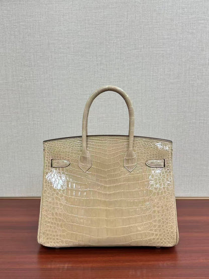 HM BIRKIN 30CM IN BEIGE CROCODILE GOLD HARDWARE