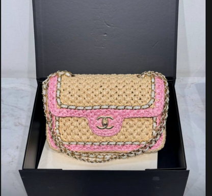 CC Chain Venice Beach Flap Bag 23cm Beige Pink Raffia