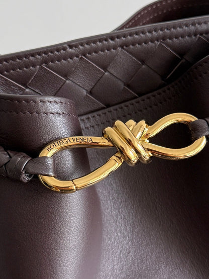 Bottega Veneta 2025 Andiamo Bucket Bag 34cm Fondant Silky Calfskin Suede