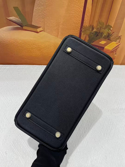 HM Shoulder Birkin 29 Black Togo Leather with Gold Hardware