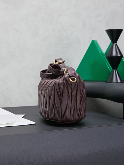 Miu Matelassé Pouch Bag 23cm Chocolate Leather