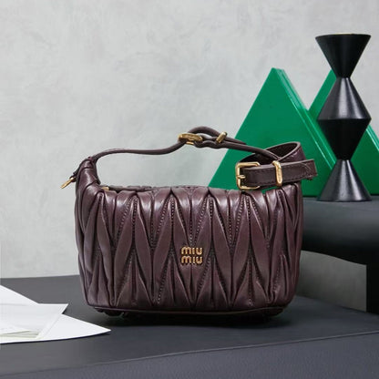 Miu Matelassé Pouch Bag 23cm Chocolate Leather