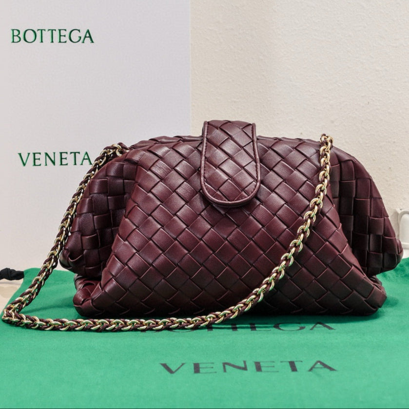BV Small Intrecciato Clutch Barolo Leather