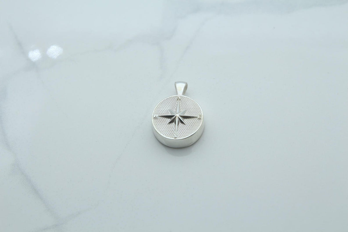Compass Urn Necklace – 925 Sterling Silver Round Memorial Ash Pendant (15 mm)