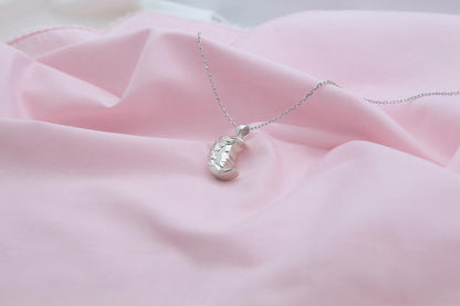 Moon Woman Silhouette Urn Necklace – 925 Sterling Silver Memorial Ash Pendant (16.5 mm)