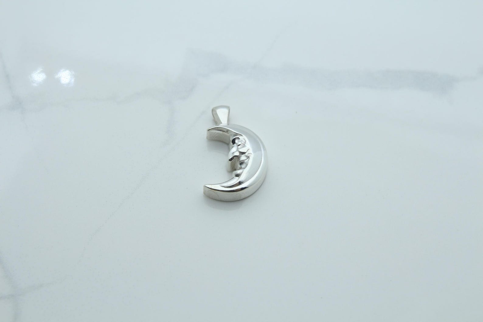 Moon Grandpa Urn Necklace – 925 Sterling Silver Memorial Ash Pendant (20 mm)