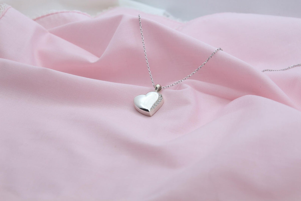 Heart Urn Necklace – 925 Sterling Silver Memorial Ash Pendant (15 mm) – Personalized Engraving Available