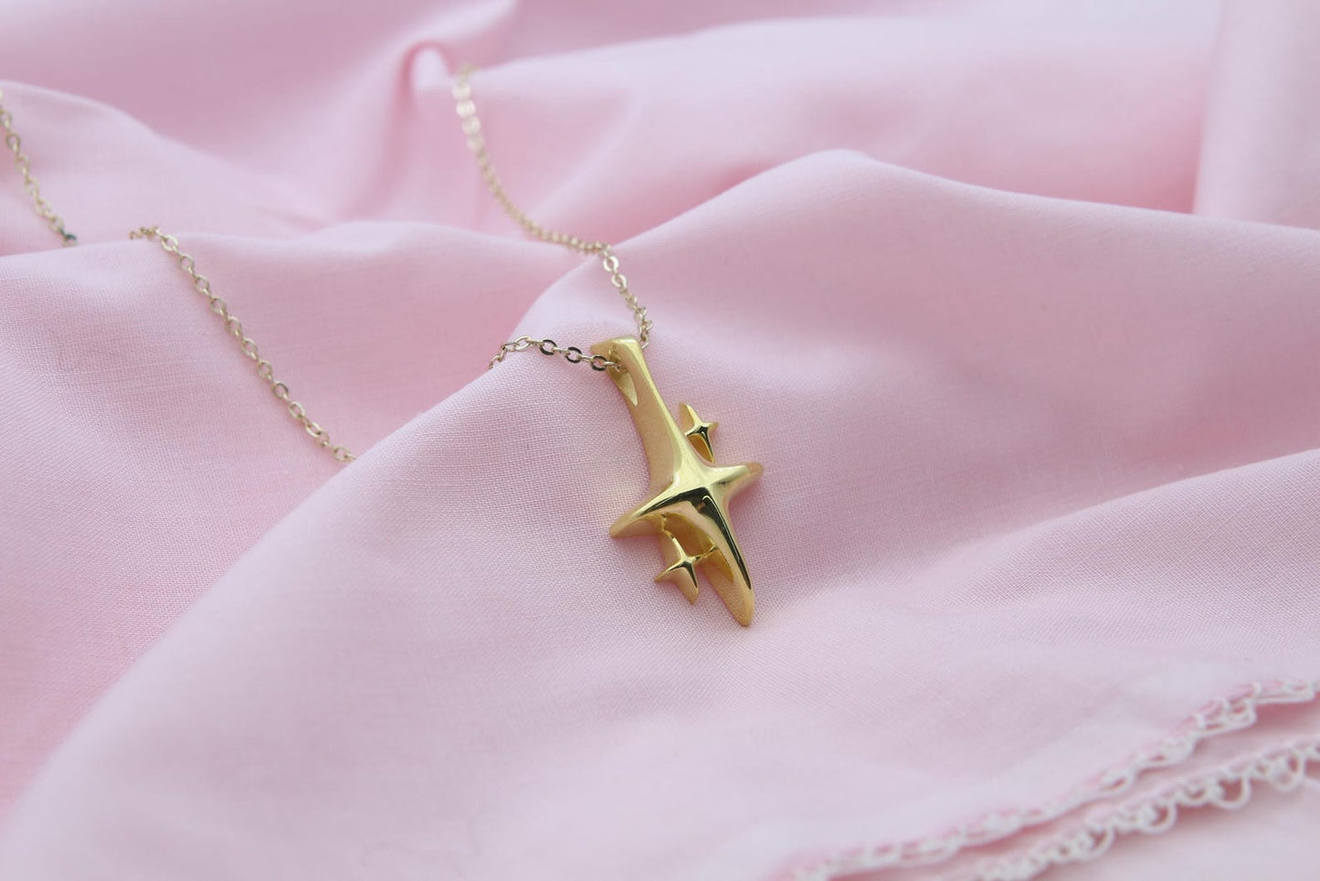 Eternal Polaris Urn Necklace – 925 Sterling Silver North Star Memorial Ash Pendant (26 mm & 32 mm)