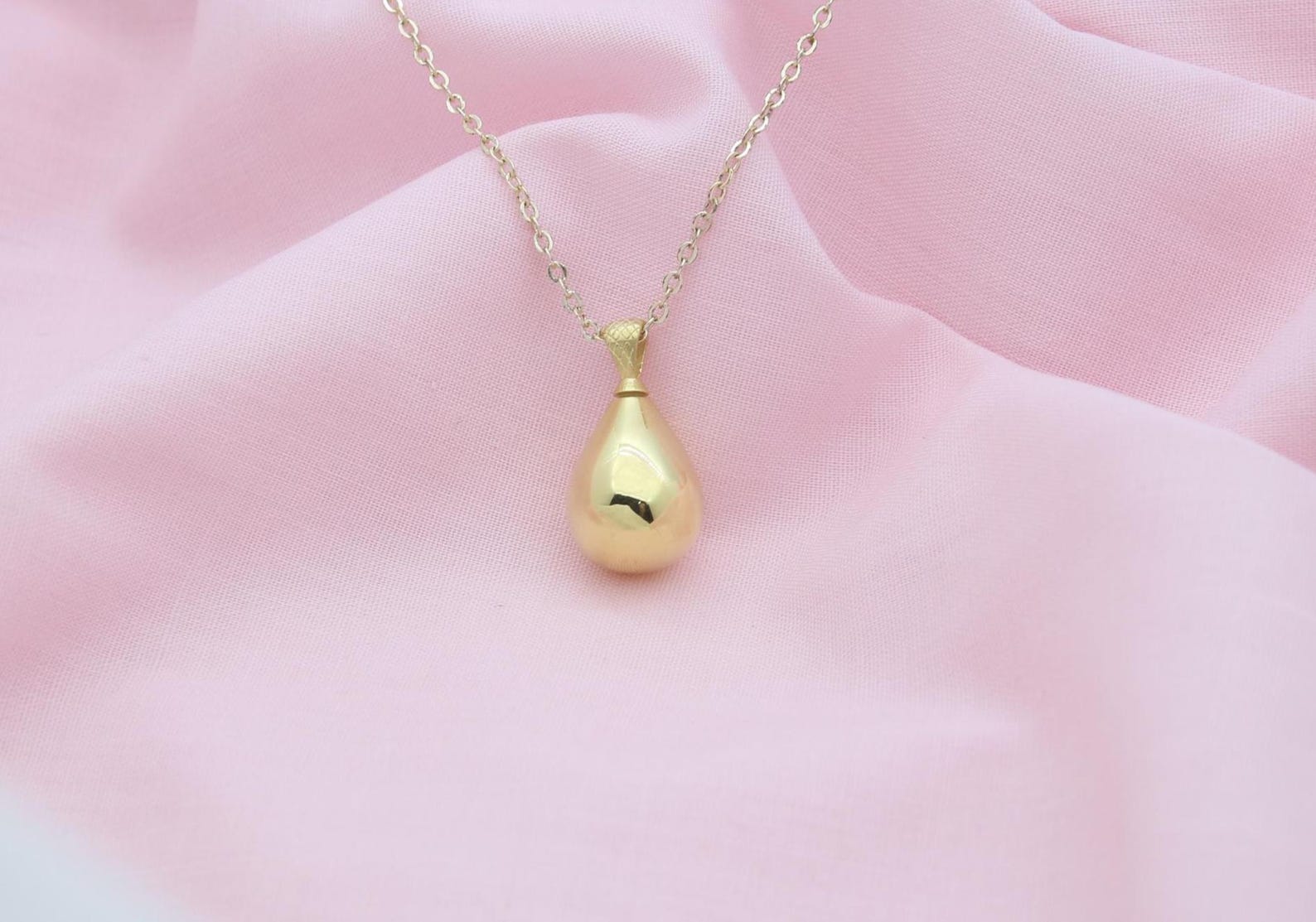 Elegant Teardrop Memorial Urn Necklace – 925 Sterling Silver Keepsake Pendant with Engraving Option (3 Sizes)